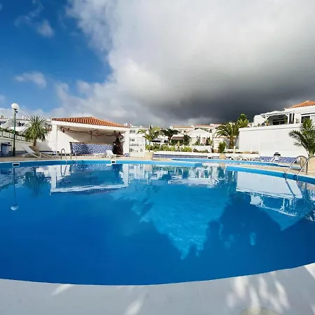 Sol Y Luna 아파트 아데제